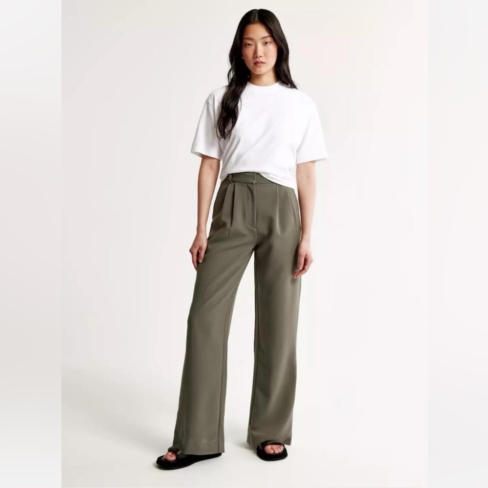 Abercrombie & Fitch | Women’s Sloane Tailored Wide Leg Trousers Olive 26